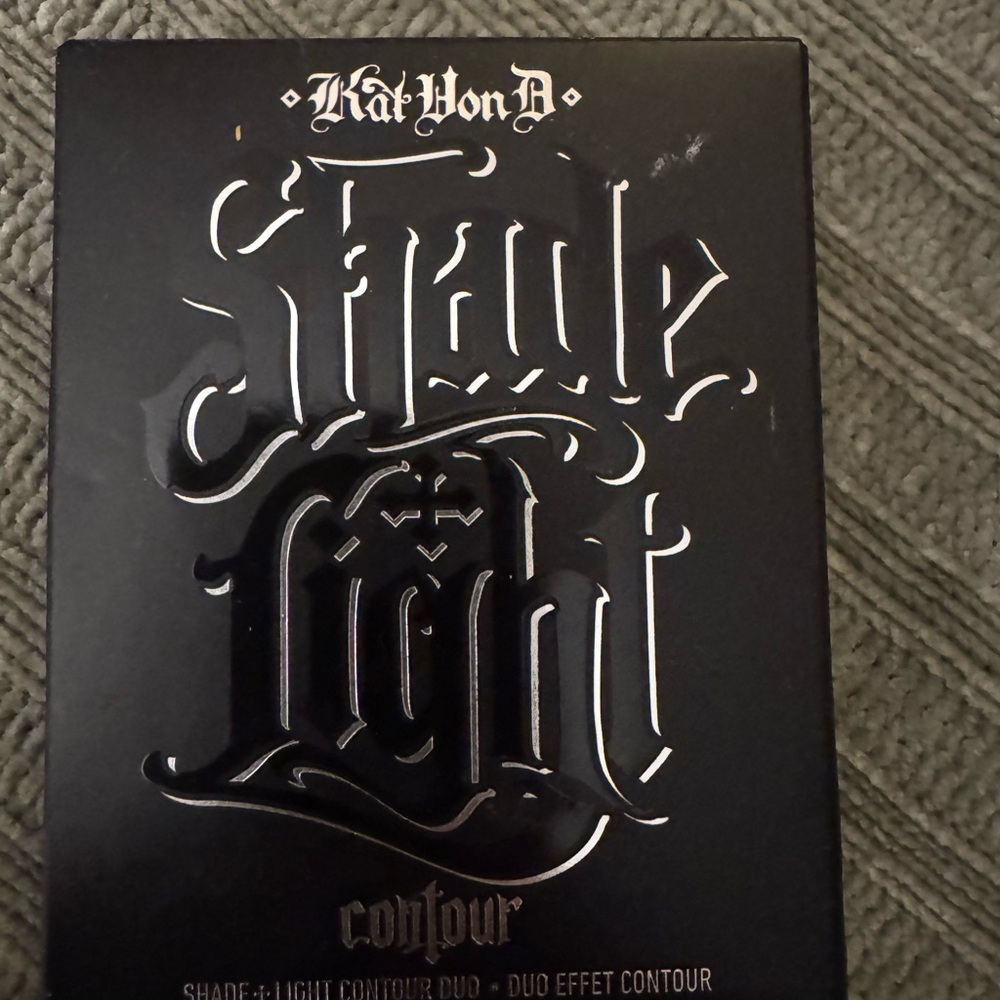 Kat Von D Shade + Light Contour Duo